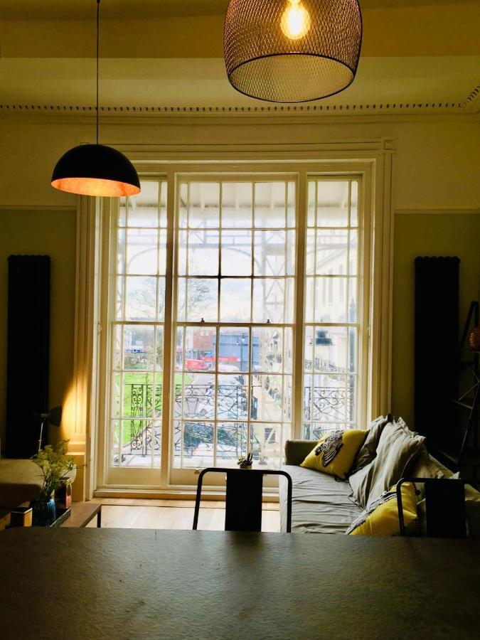 Grade 2 Listed Apartment In Heart Of Hastings Ngoại thất bức ảnh